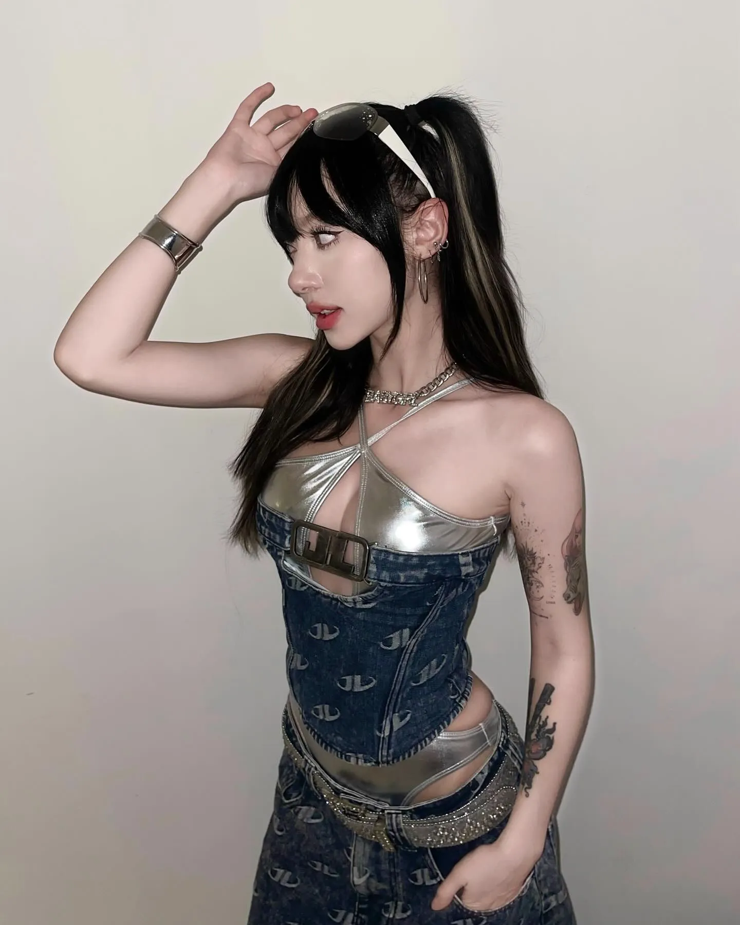 Phong Cách Táo Bạo của Jannine Weigel ! 6 1025 21 Copy